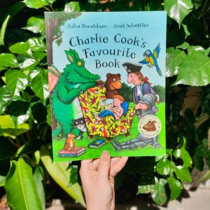 Charlie Cook's Favourite Book - Julia Donaldson
